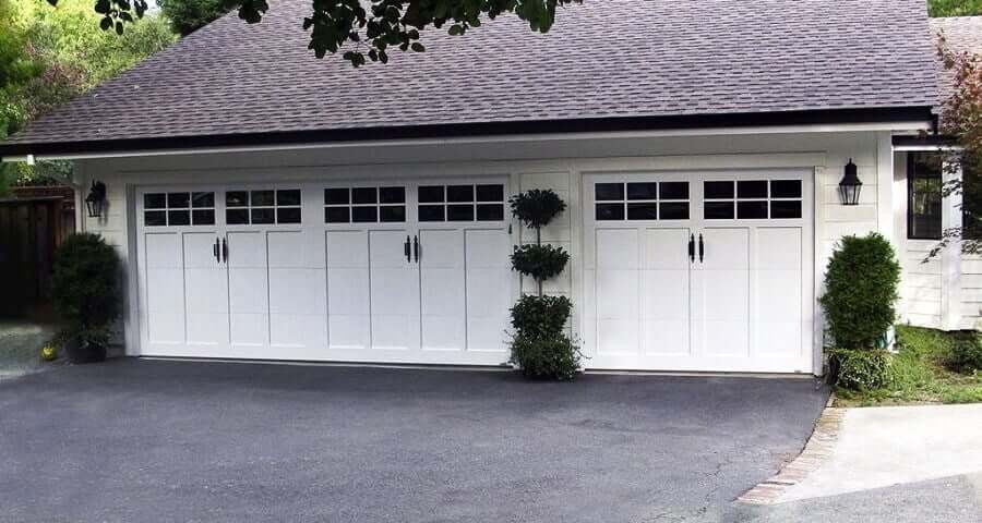 A Short Guide To Garage Door Maintenance, How Much Is A Service Call For Garage Door
